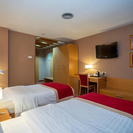 Szálloda Colosseo & 5*