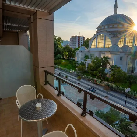 Отель Colosseo & Шкодер