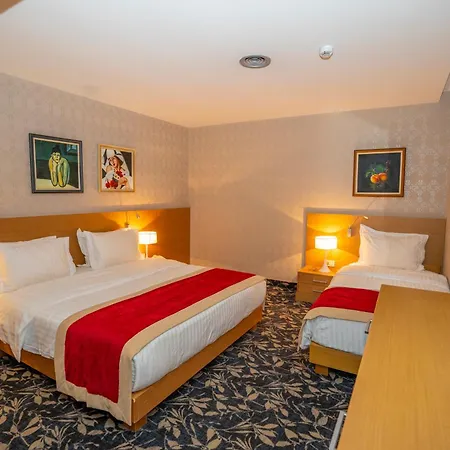 Отель Colosseo & Шкодер