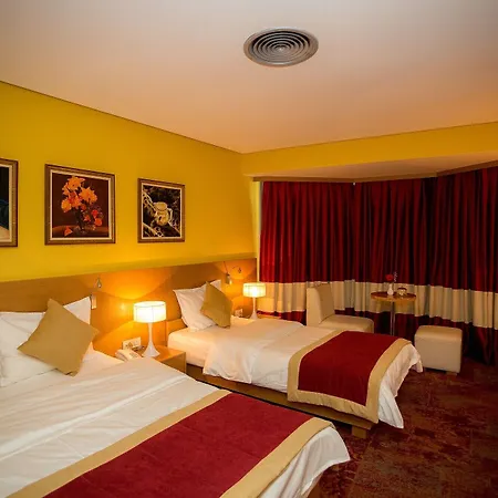 Colosseo & Отель